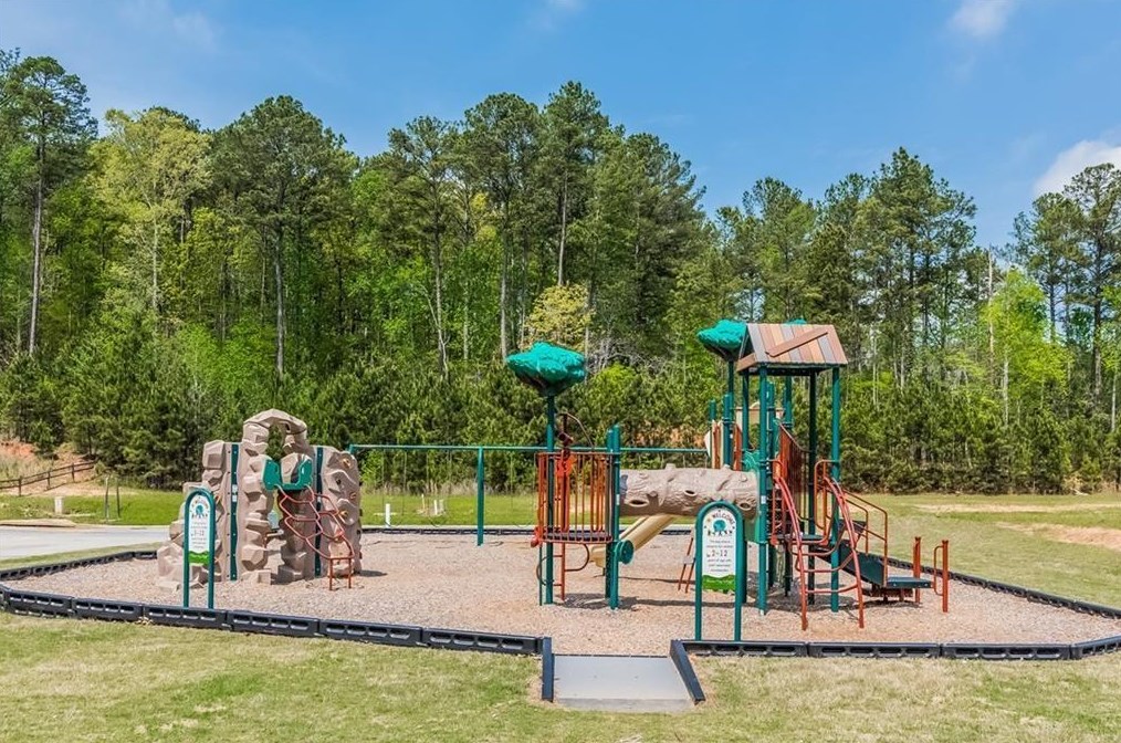 412 Fortune Way, Dallas GA  30157-7493 exterior