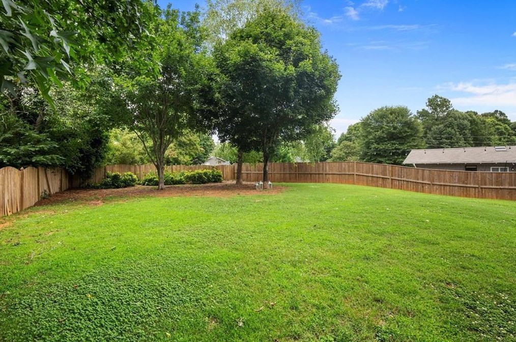 2540 Windwood Ct, Atlanta GA  30360-1444 exterior
