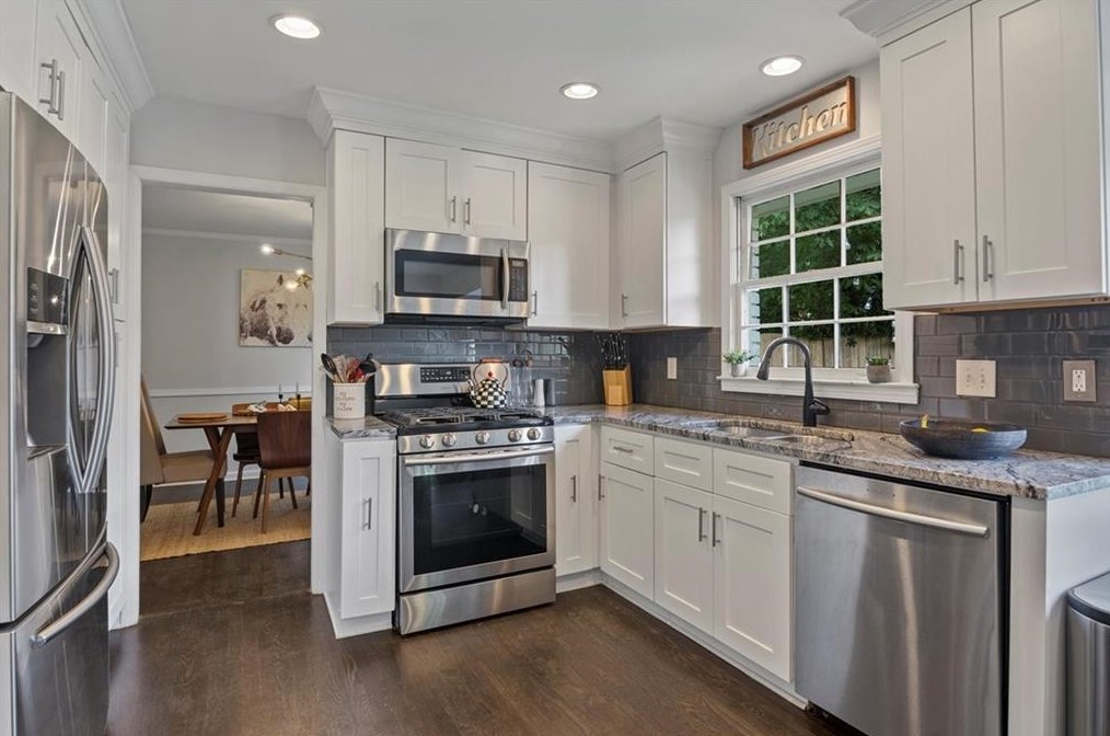 2540 Windwood Ct, Atlanta GA  30360-1444 exterior