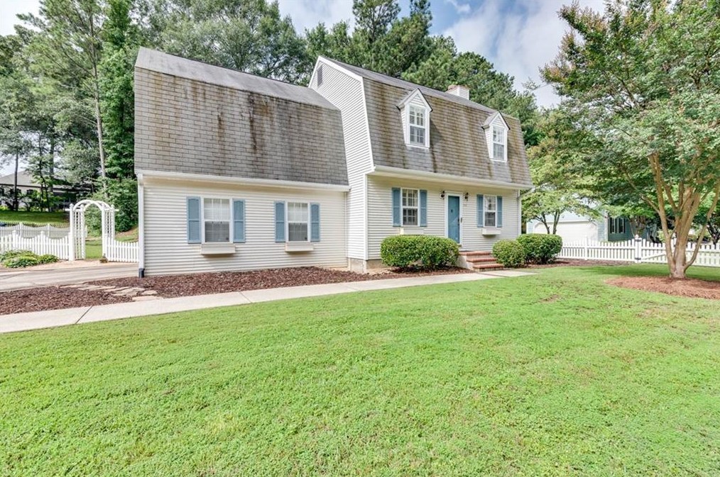 245 Park Bridge Ln, Roswell, GA 30075-3065