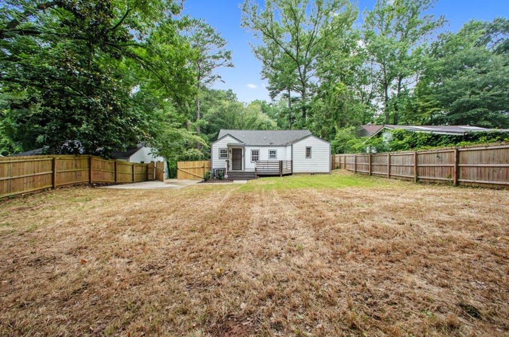 1116 Westmont Rd, Atlanta GA  30311-2756 exterior