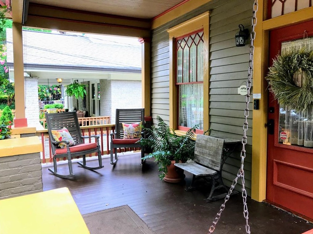 148 Mead Rd, Decatur GA  30030-3621 exterior