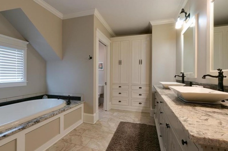 1012 Williams Ml Rd, Atlanta GA  30306-4430 exterior