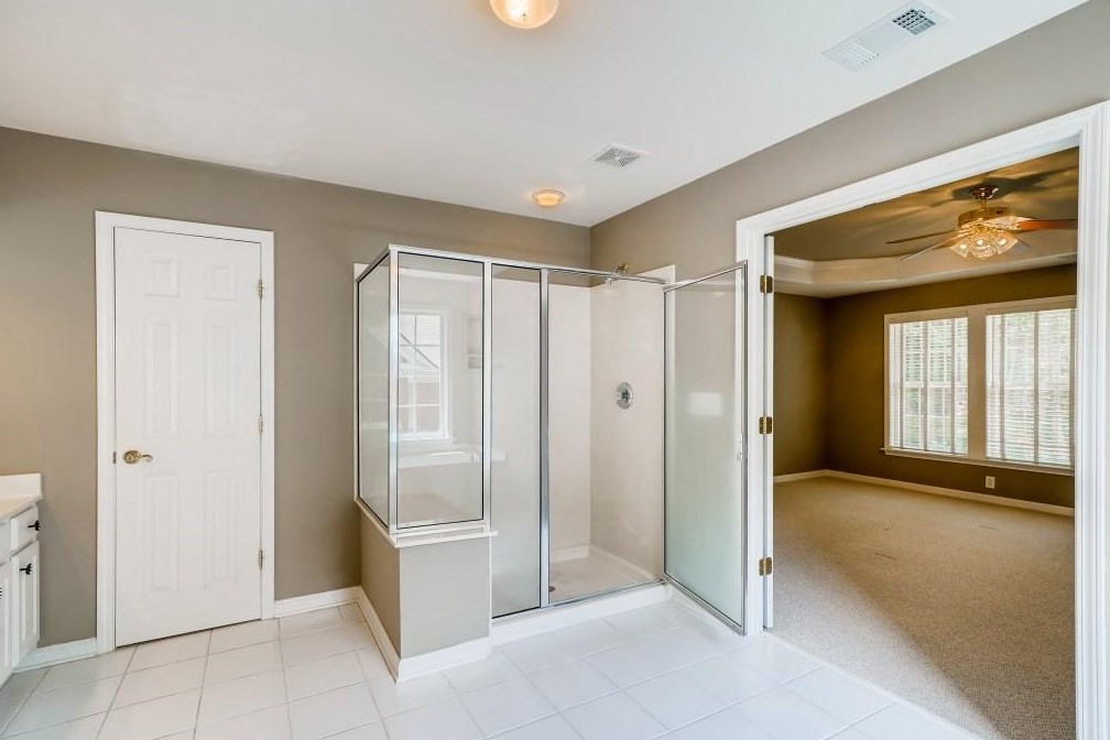 2065 Wrights Mill Cir, Atlanta GA  30324-2790 exterior