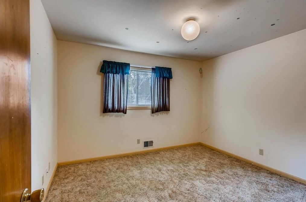 2907 Hillbrook Way, Decatur GA  30033-2427 exterior