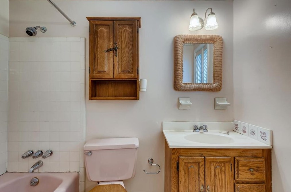 2907 Hillbrook Way, Decatur GA  30033-2427 exterior