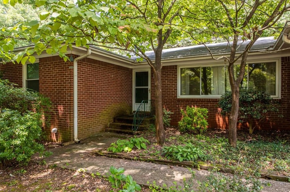 3584 Pine St, Atlanta, GA 30340-2734