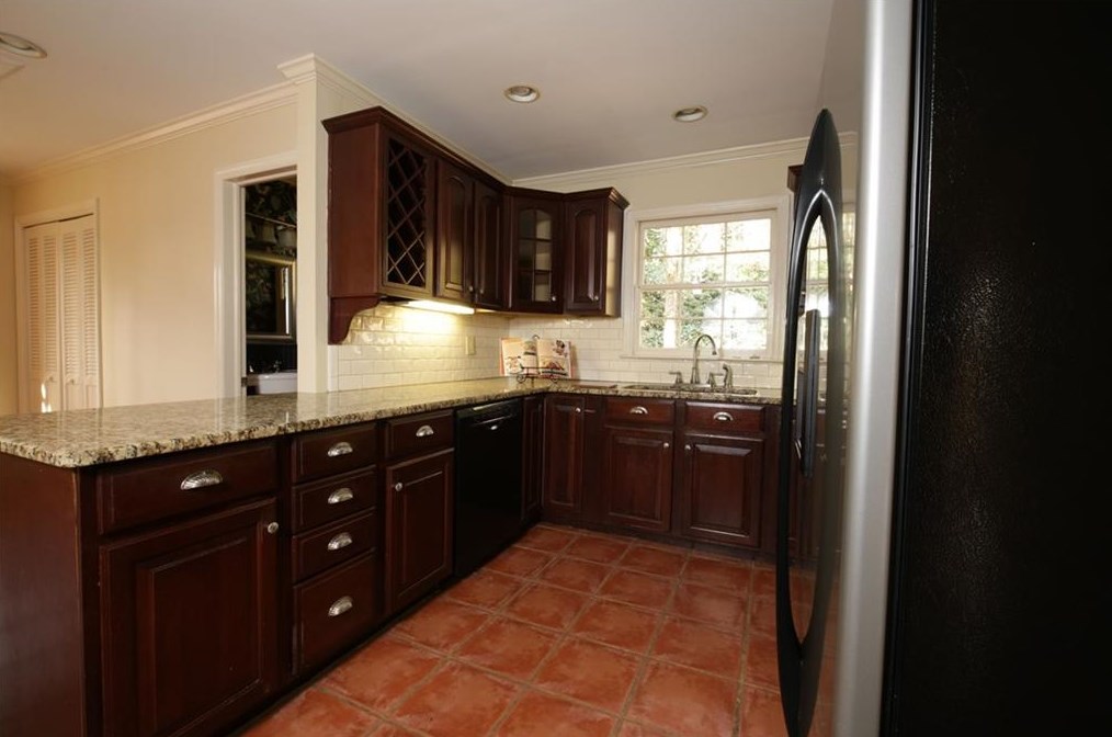 6550 Bridgewood Valley Rd, Atlanta, GA 30328