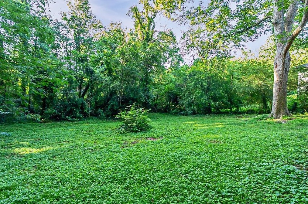 2127 Garden Cir, Decatur GA  30032-5314 exterior