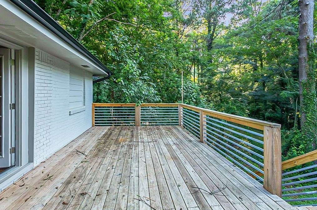 2127 Garden Cir, Decatur GA  30032-5314 exterior