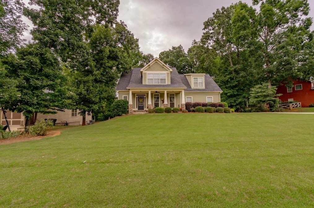 722 Sweetwater Bridge Cir, Douglasville, GA 30134-5591