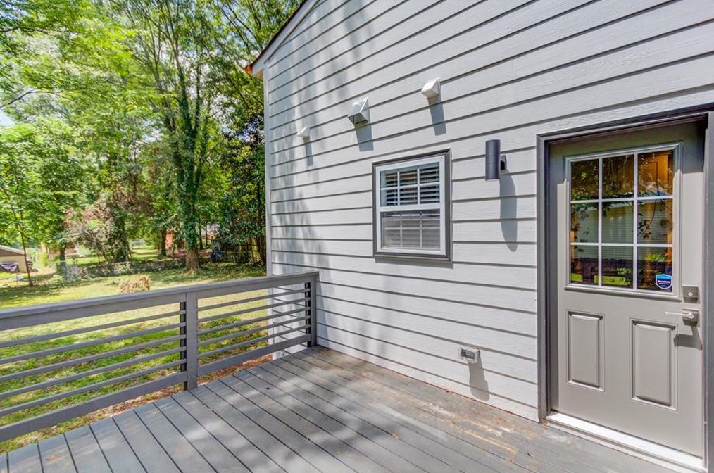 2023 Marco Dr, Decatur GA  30032-3933 exterior