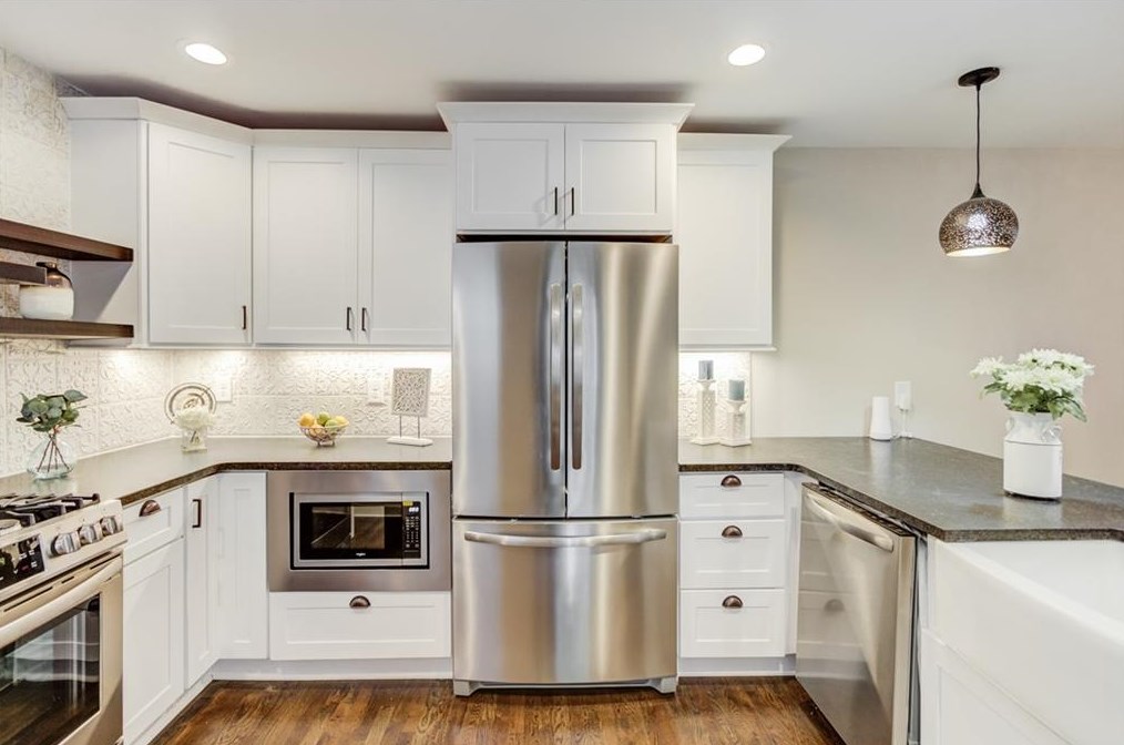 2023 Marco Dr, Decatur GA  30032-3933 exterior