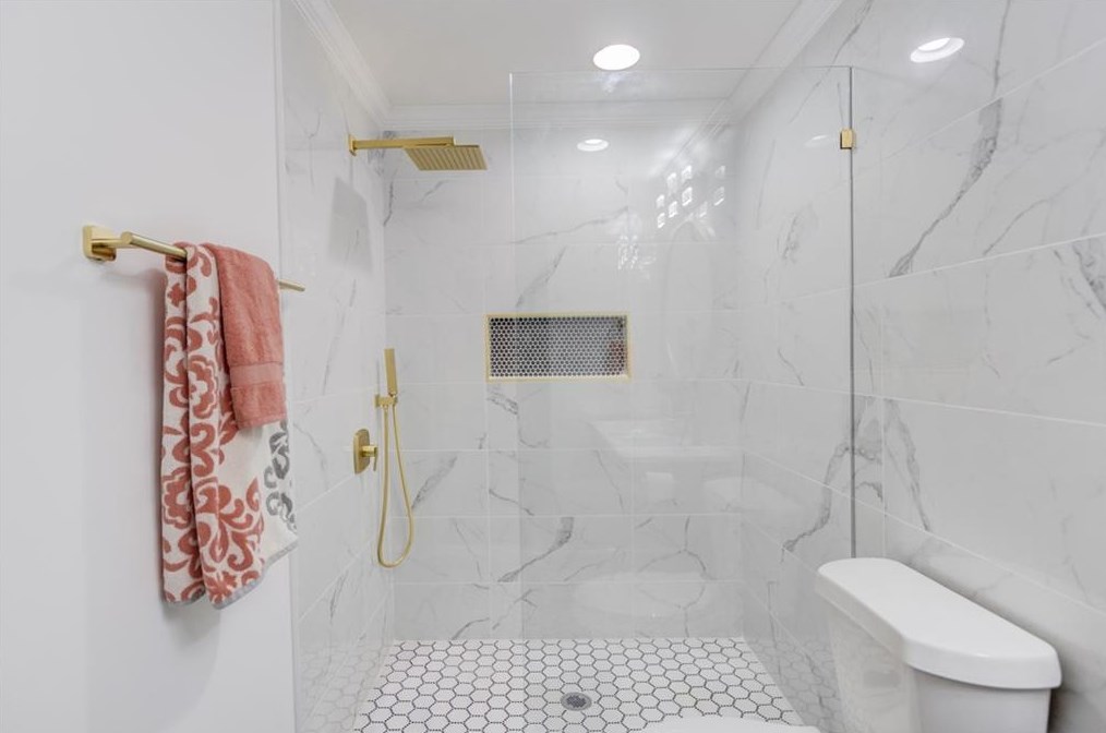 2023 Marco Dr, Decatur GA  30032-3933 exterior