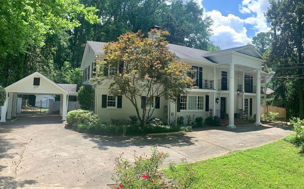 4275 Lake Forrest Dr Ne, Atlanta, GA 30342