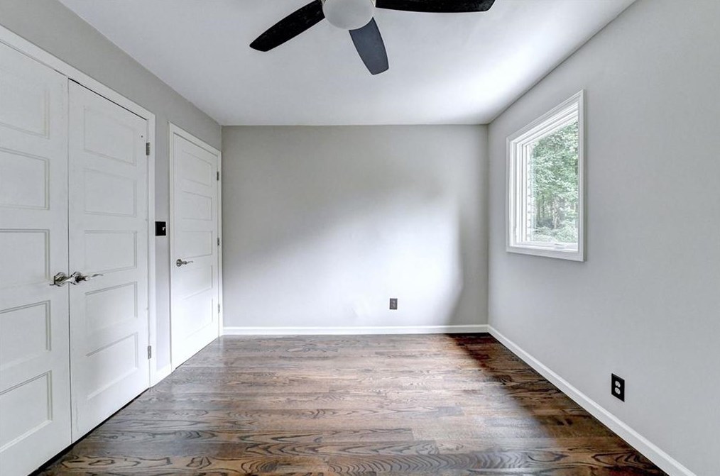 1687 Hartland Dr, Decatur GA  30033-1432 exterior