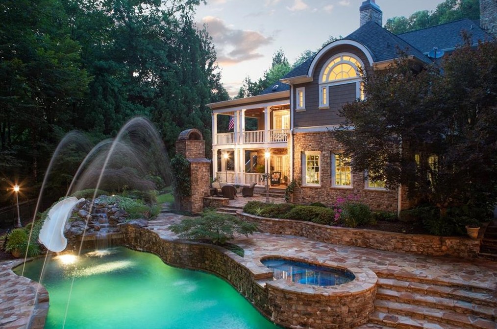 1276 Birch River Dr, Dahlonega, GA 30533