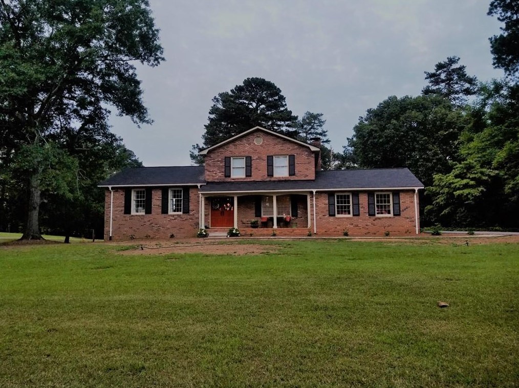 274 Crescent Dr, Winder, GA 30680-2403