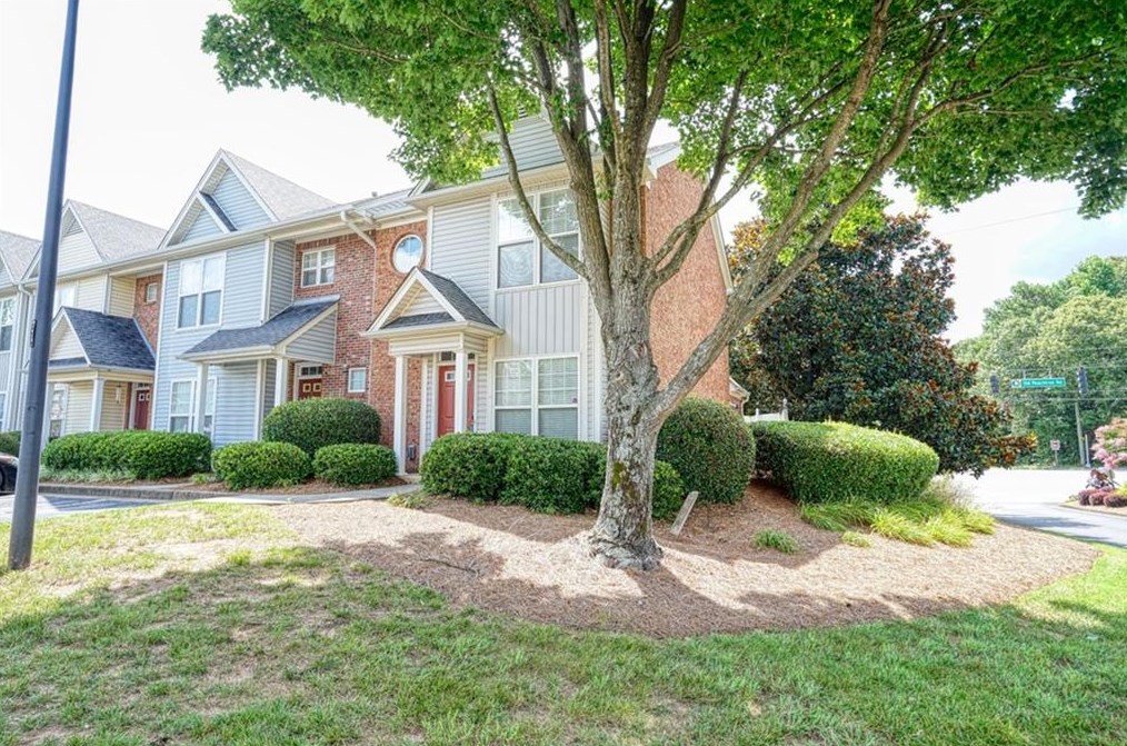 801 Old Peachtree Rd, Lawrenceville GA  30043-3314 exterior