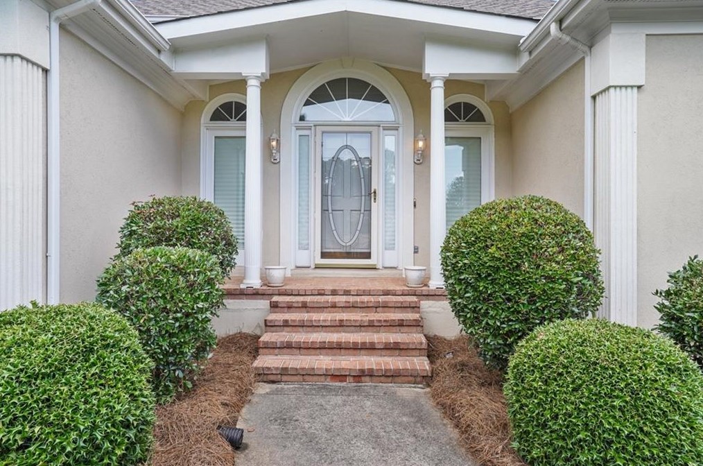 6310 Chestnut Pkwy, Flowery Branch, GA 30542