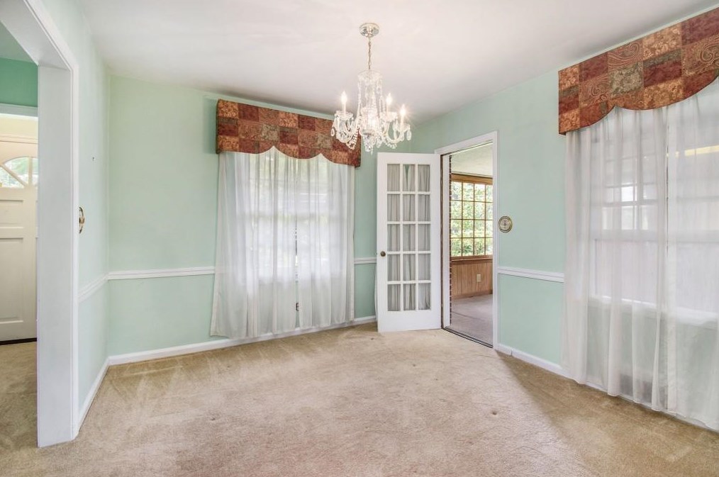 2115 Pinellas Trl, Decatur GA  30033-1930 exterior