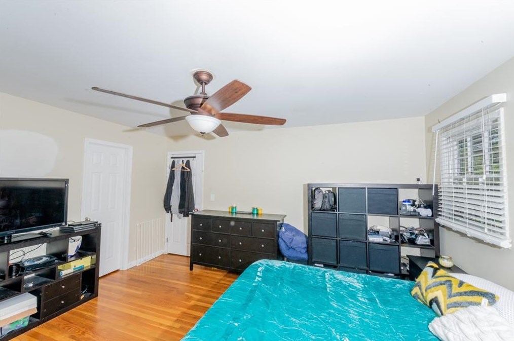 3976 Wedgefield Cir, Decatur GA  30035-2388 exterior