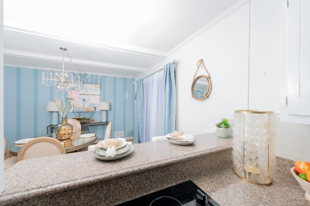 3976 Wedgefield Cir, Decatur GA  30035-2388 exterior