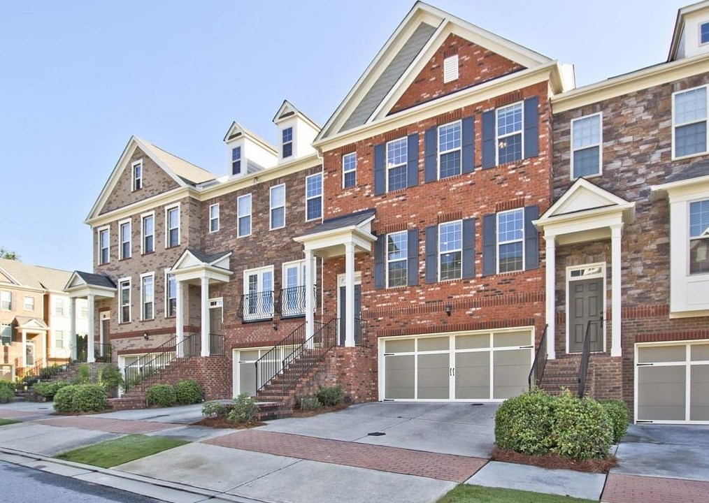 1654 Woodbridge Ln Ne, Atlanta, GA 30329