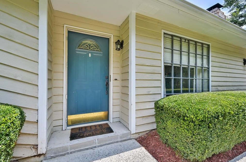 645 Waterbrook Ter, Roswell, GA 30076-2950