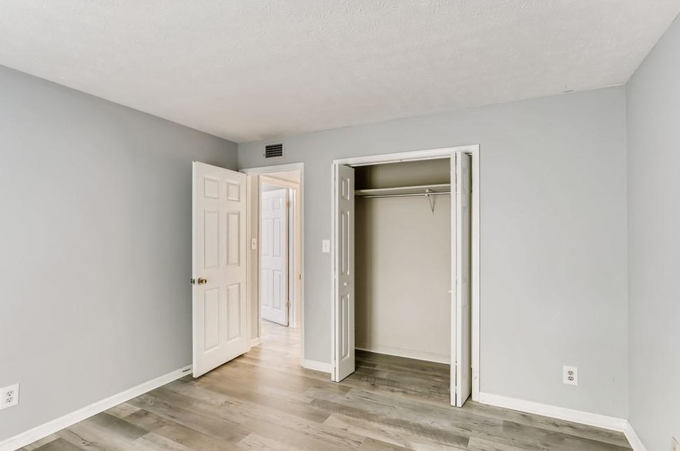 1326 Weatherstone Way, Atlanta GA  30324-4645 exterior