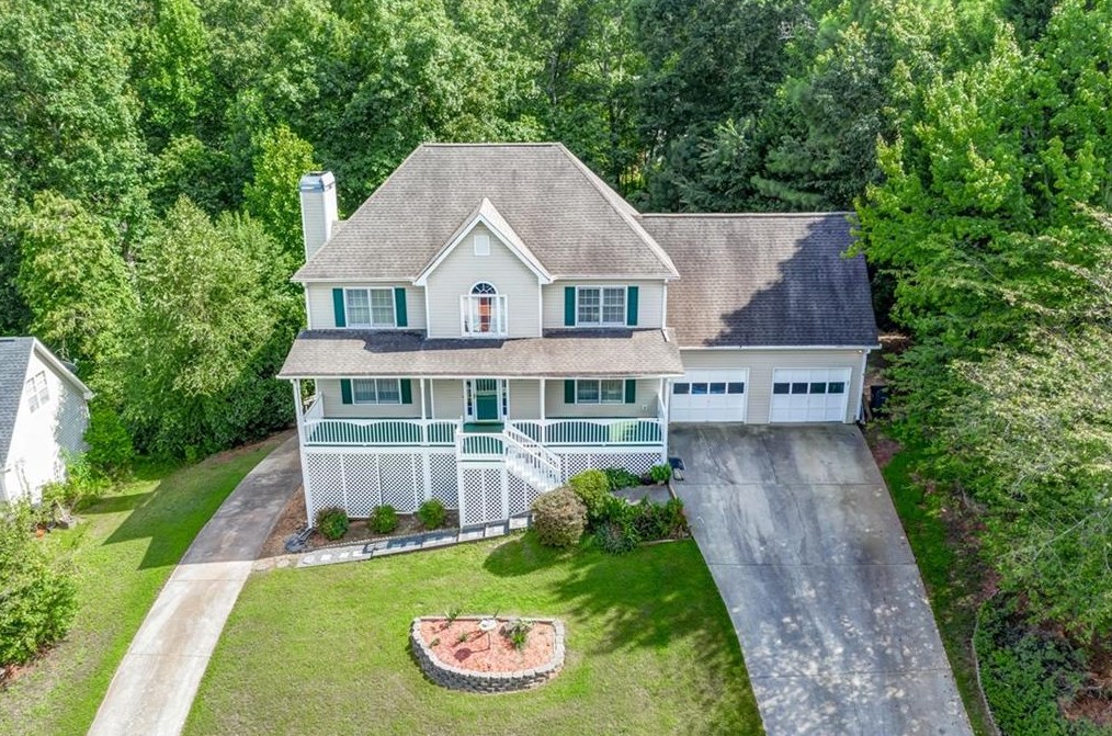 6015 Armor Dr, Powder Springs, GA 30127-6245