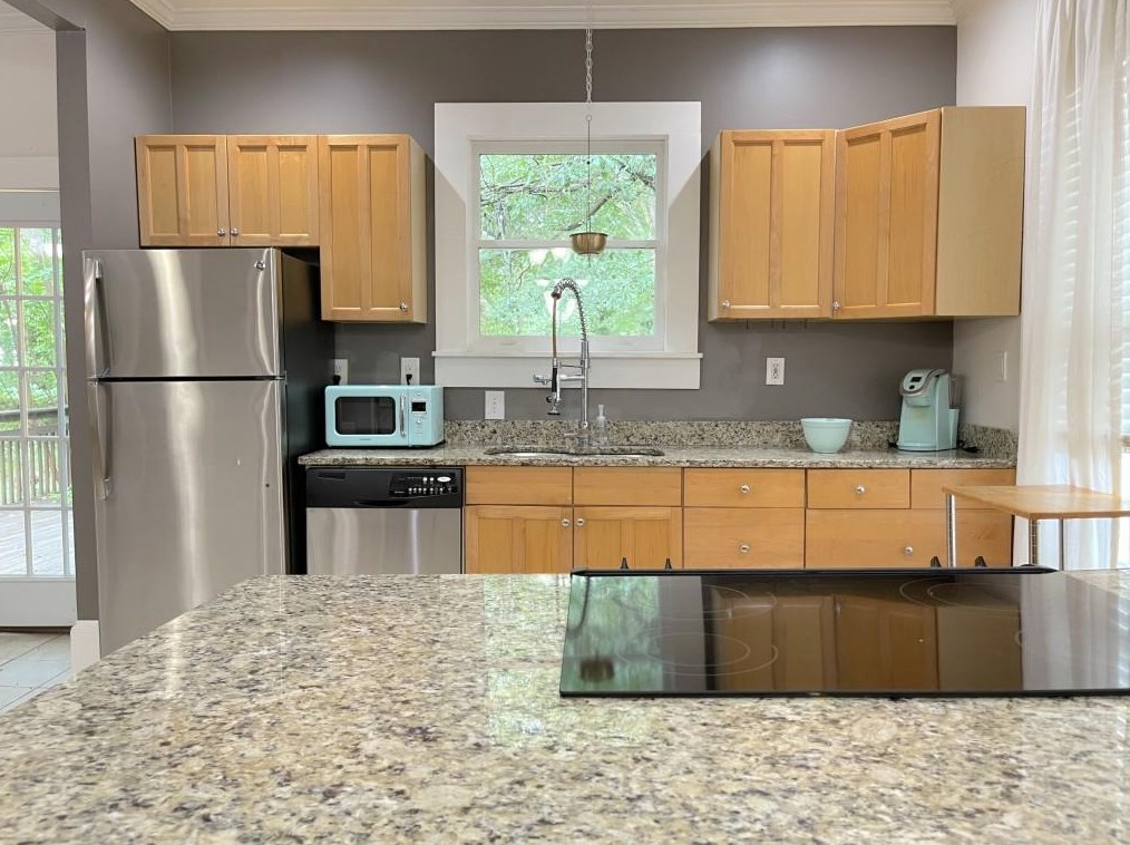 71 Wyman St, Atlanta GA  30317-2039 exterior