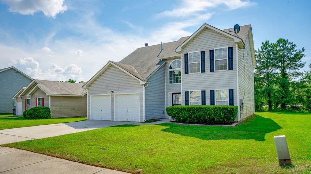 5384 Sand Bar Ln, Atlanta, GA 30349-3069