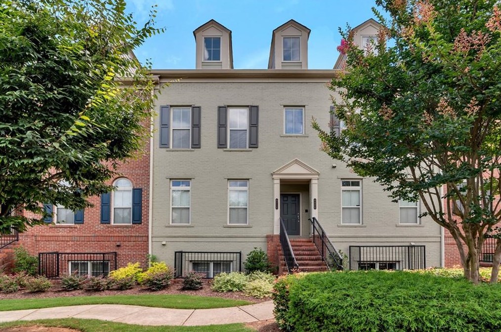 6410 Paulson Pl, Atlanta, GA 30328-4297