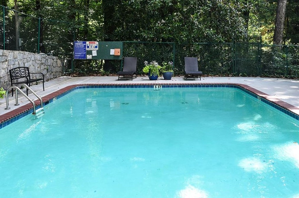 1133 Clairemont Ave, Decatur GA  30030-1226 exterior