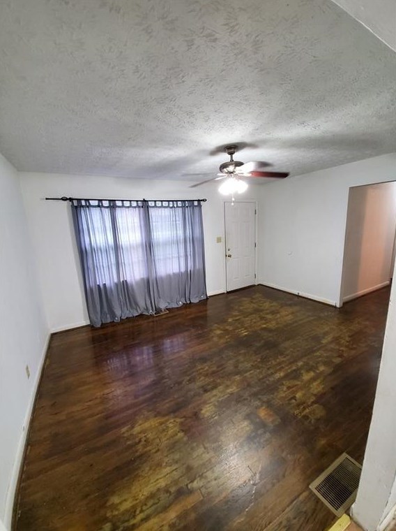228 Spring Valley Rd Se, Marietta, GA 30060
