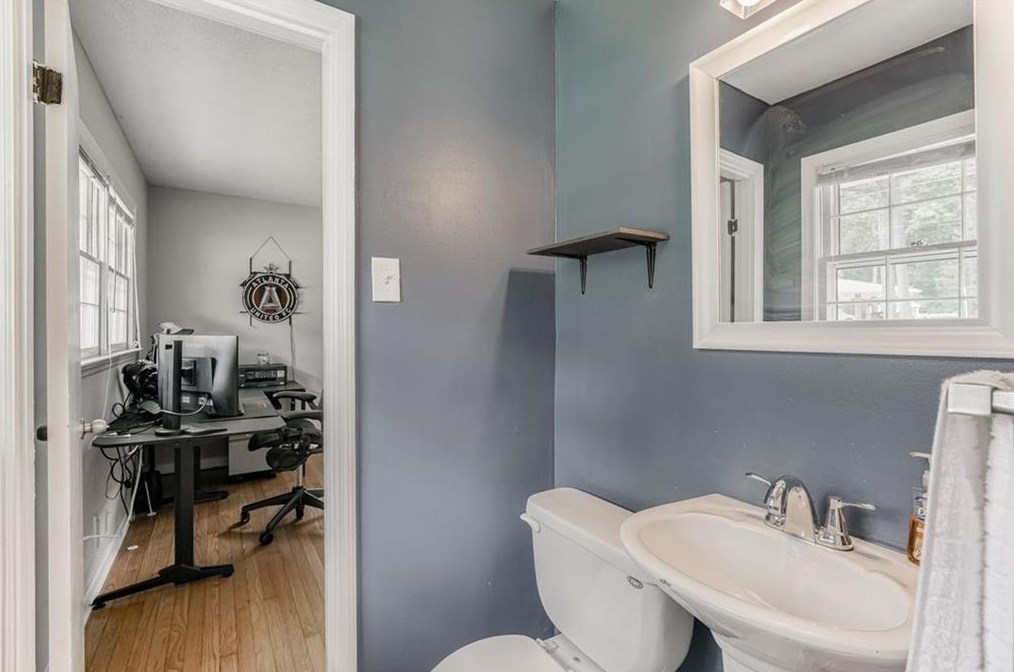 2998 Barry Ave, Smyrna GA  30082-1904 exterior