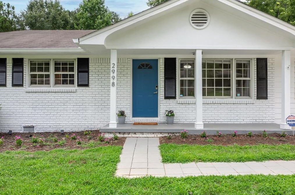 2998 Barry Ave, Smyrna GA  30082-1904 exterior