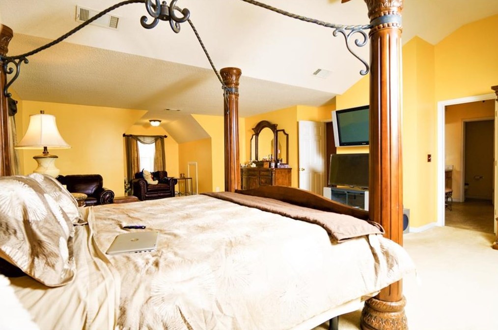 4813 Galleon Xing, Decatur GA  30035-3043 exterior