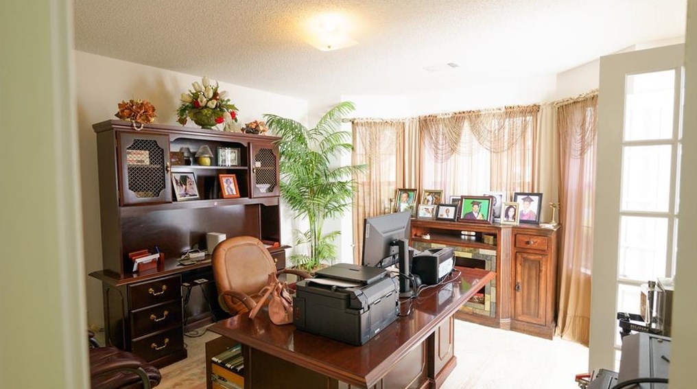 4813 Galleon Xing, Decatur GA  30035-3043 exterior