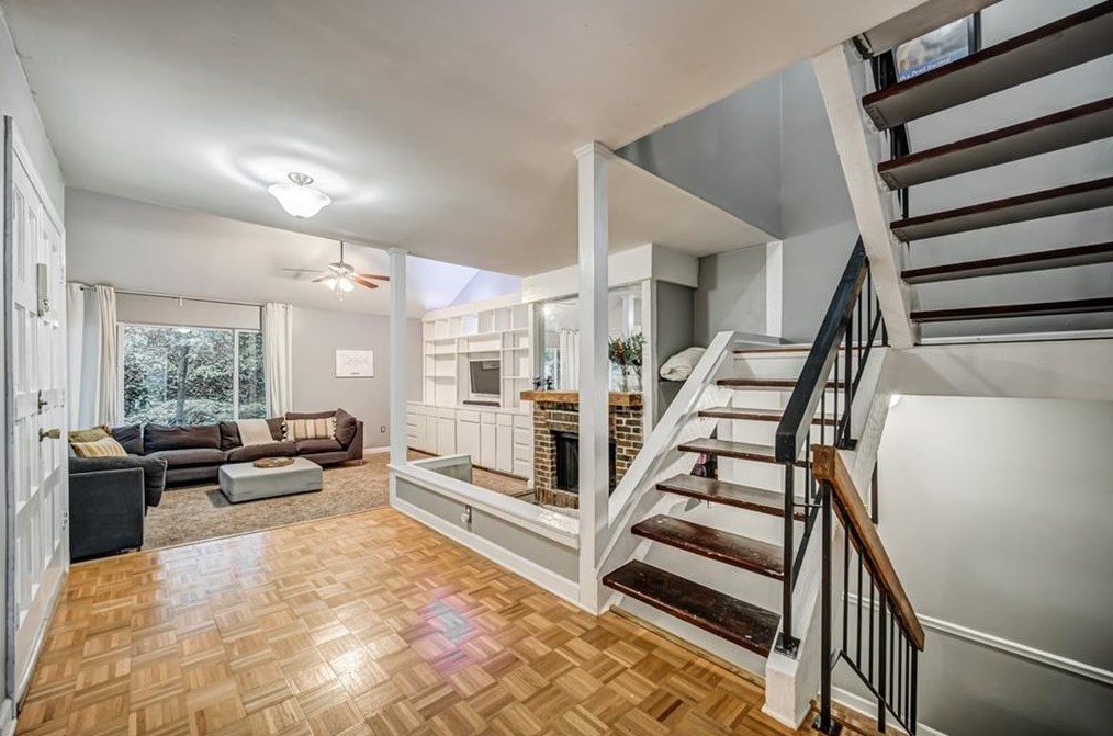 3000 Balearic Dr, Marietta, GA 30067-5404