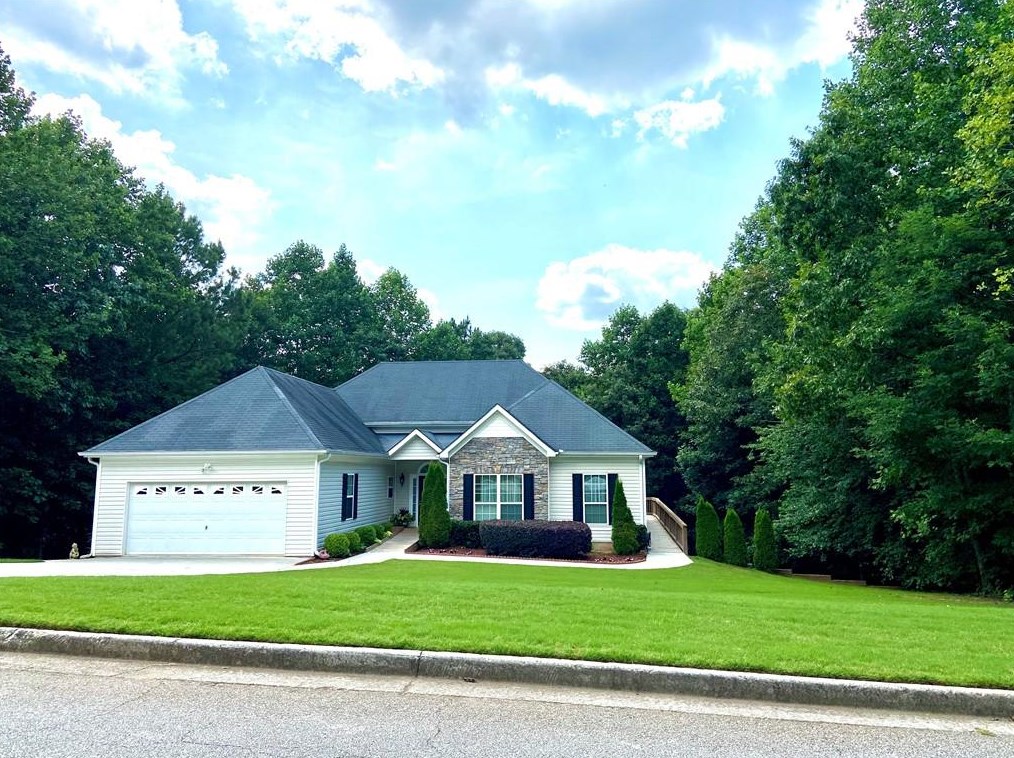 7045 Fletcher Dr, Winston, GA 30187