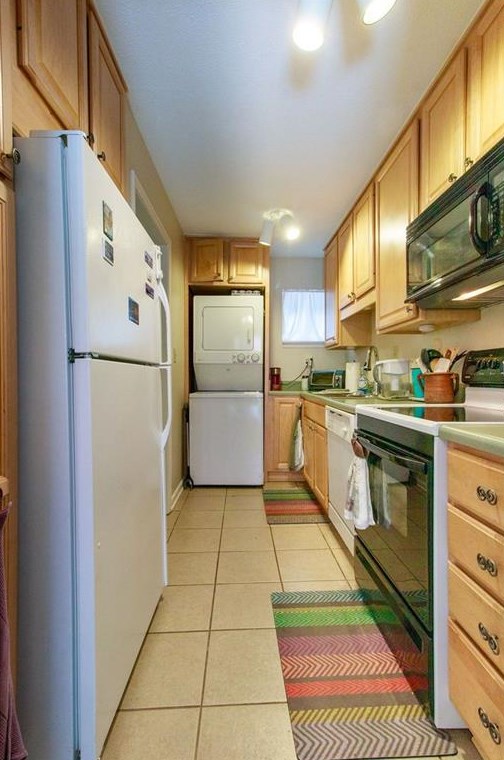 2273 Pernoshal Ct, Atlanta GA 30338-6448 exterior