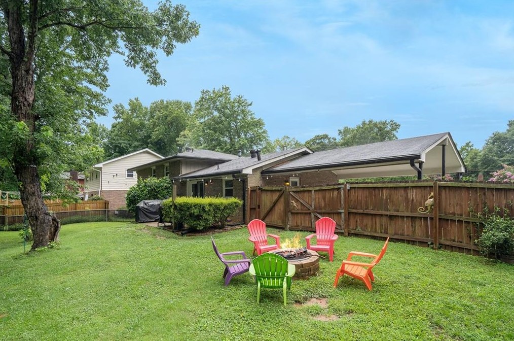 1271 Sanden Ferry Dr, Decatur GA  30033-3345 exterior