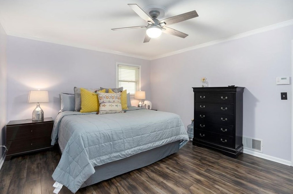 1271 Sanden Ferry Dr, Decatur GA  30033-3345 exterior