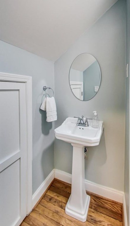 822 Wesley Dr, Atlanta GA  30305-3925 exterior