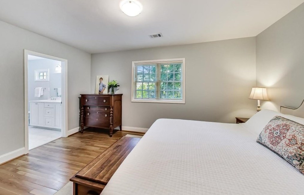 822 Wesley Dr, Atlanta GA  30305-3925 exterior