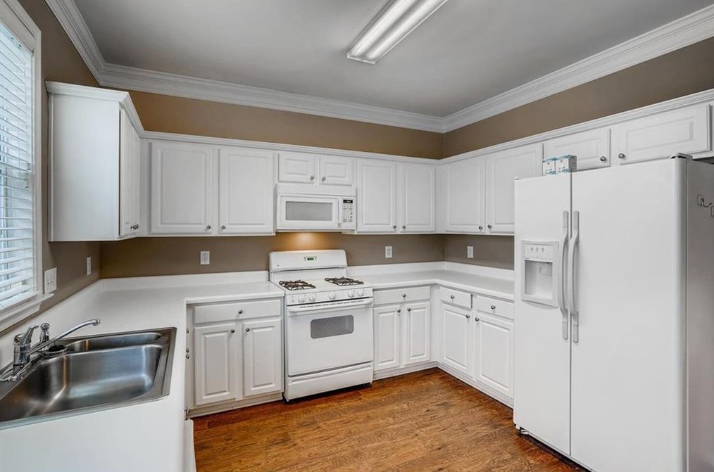 604 Wendlebury Ct, Alpharetta GA 30004-0782 exterior