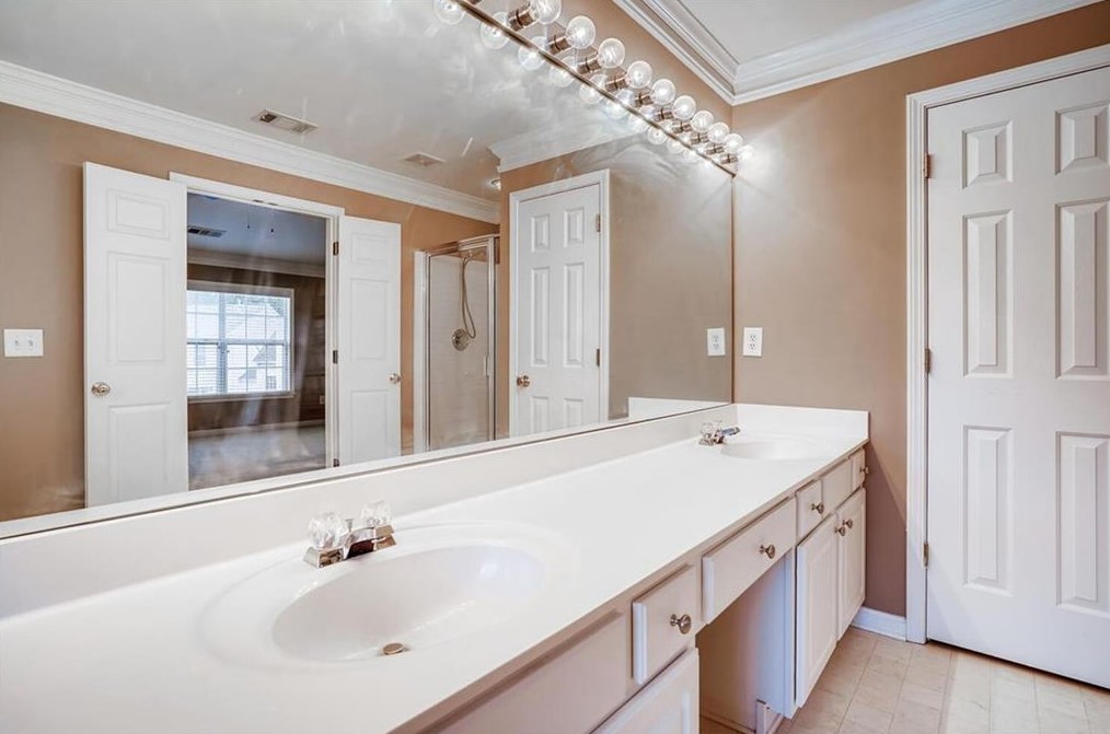 604 Wendlebury Ct, Alpharetta GA 30004-0782 exterior