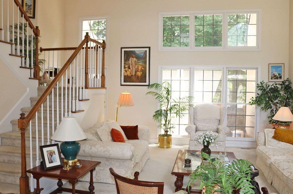 4330 Kenion Forest Dr, Lilburn, GA 30047